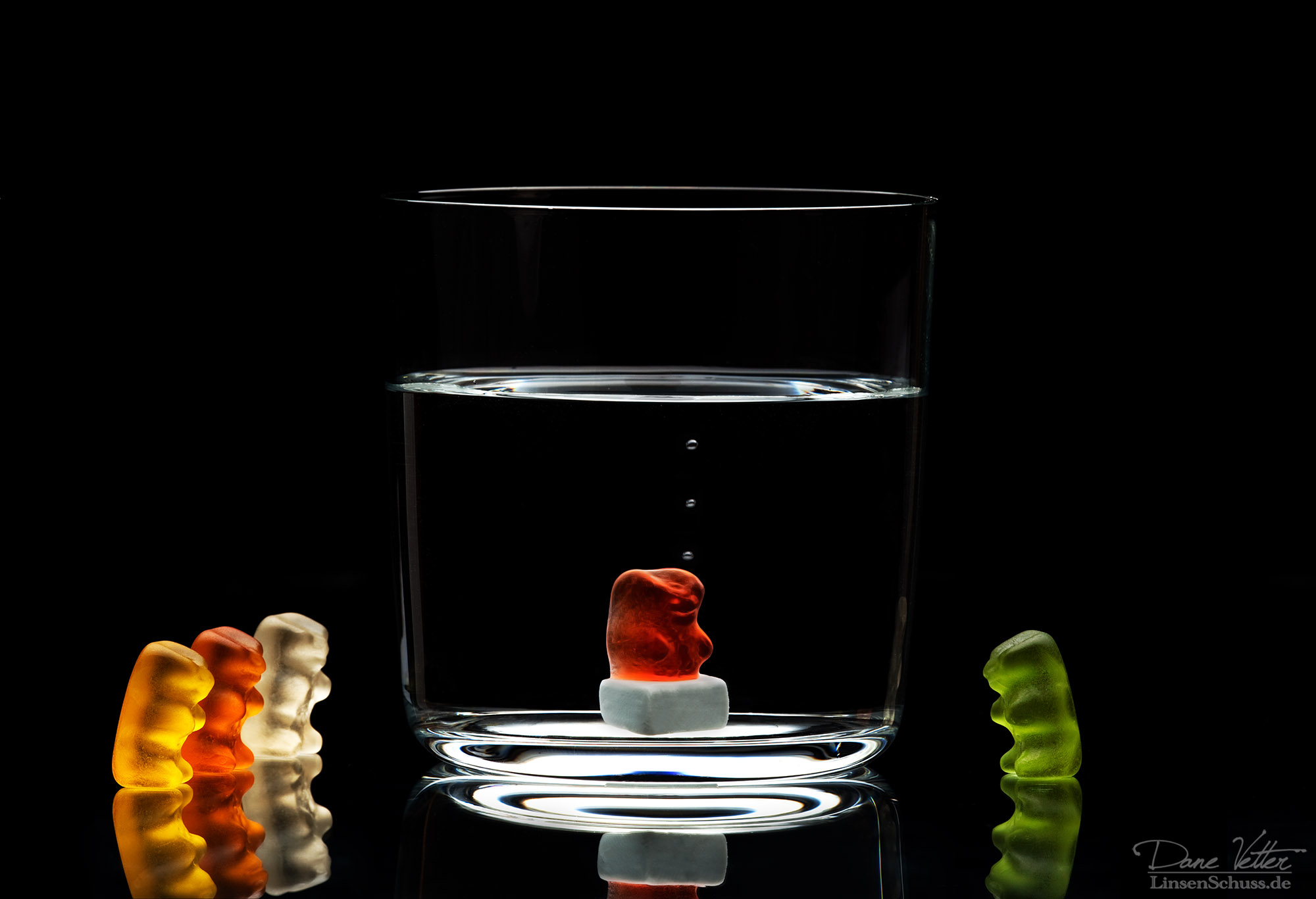 Der Gummibären Mord - Einbetoniert